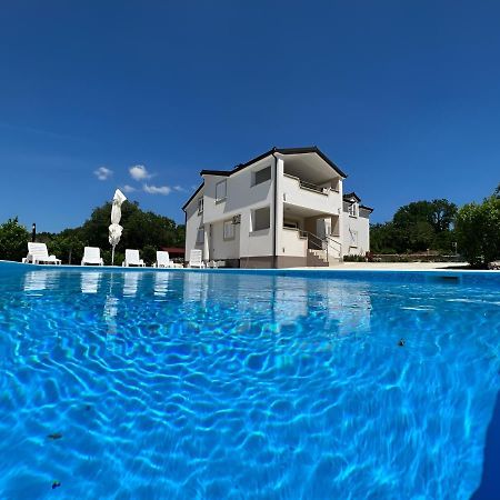 Family Villa Jelena, Cista Provo 외부 사진
