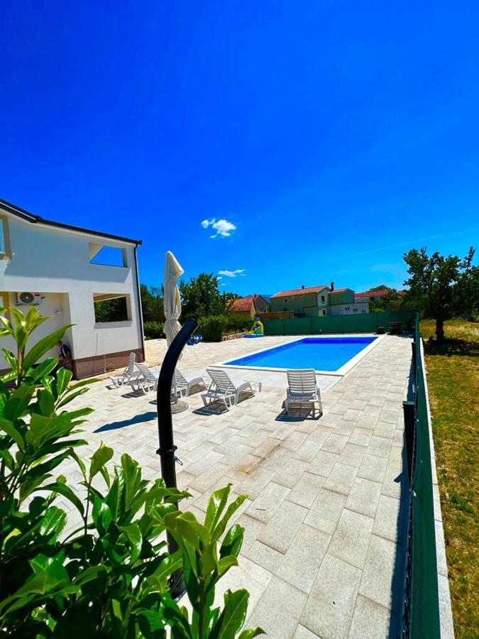 Family Villa Jelena, Cista Provo 외부 사진