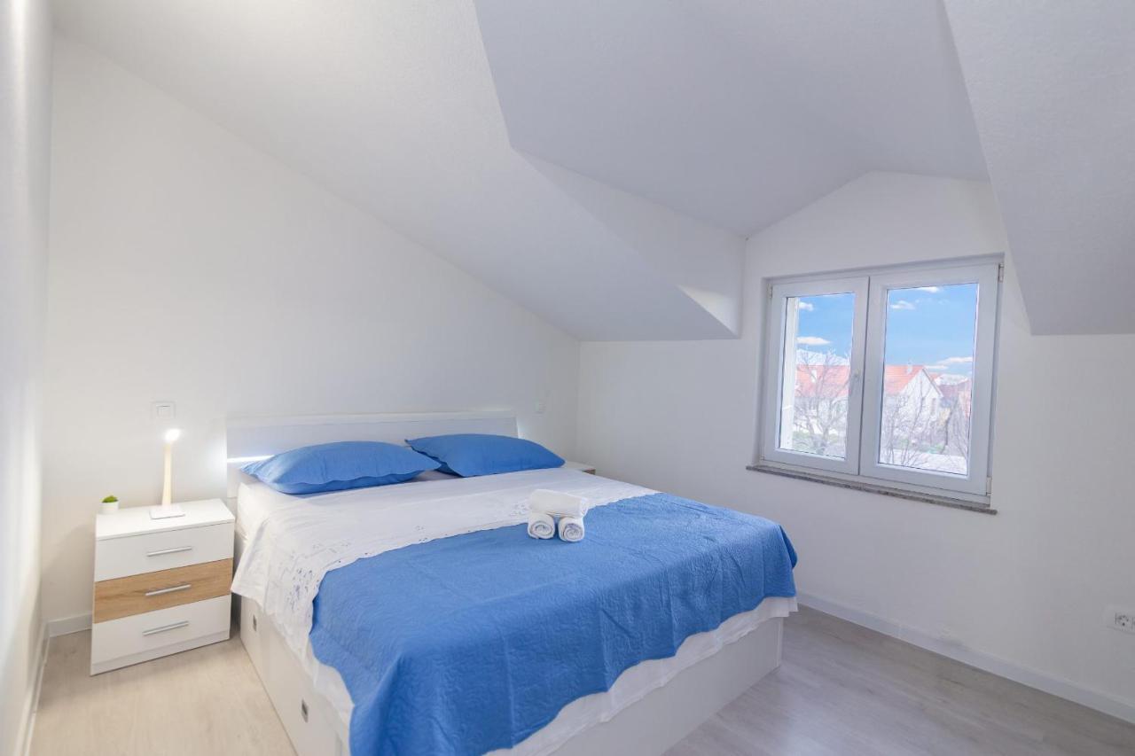 Family Villa Jelena, Cista Provo 외부 사진