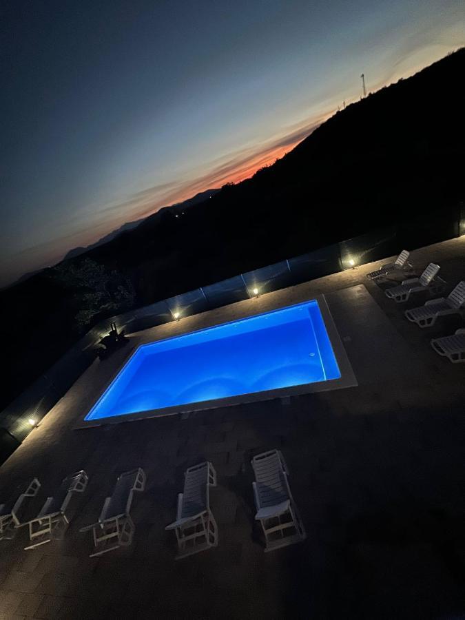 Family Villa Jelena, Cista Provo 외부 사진
