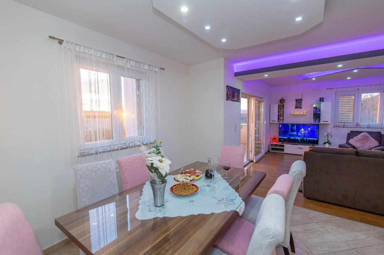 Family Villa Jelena, Cista Provo 외부 사진