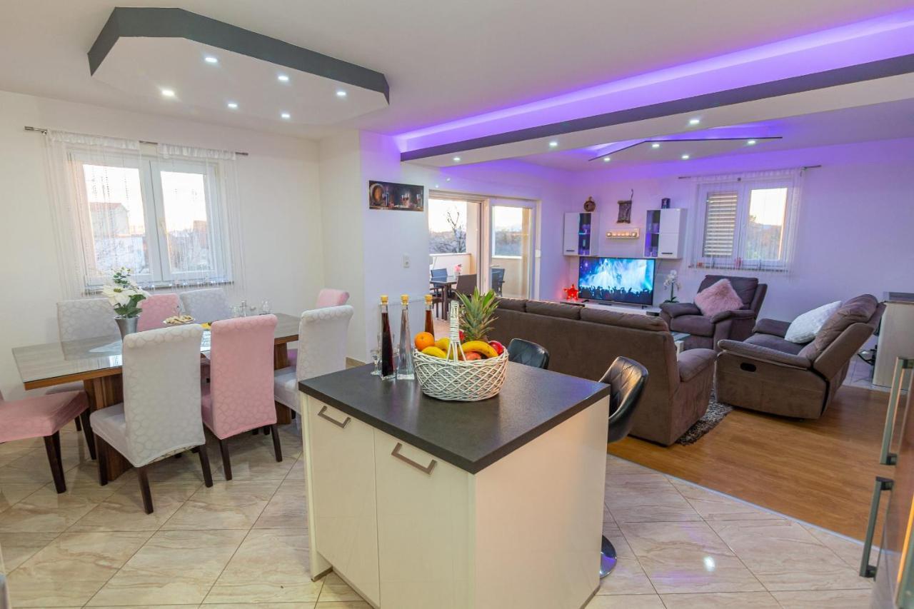 Family Villa Jelena, Cista Provo 외부 사진