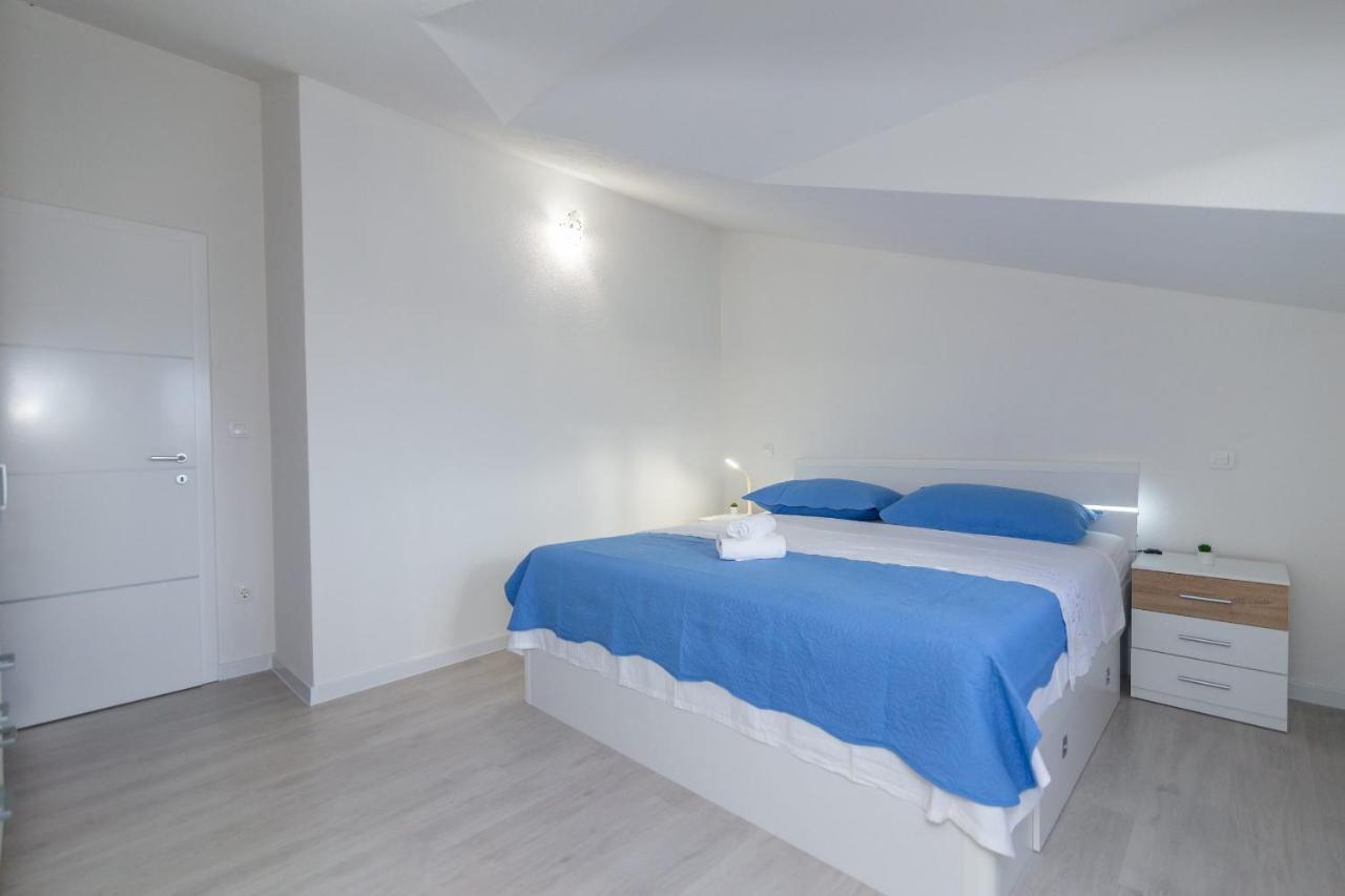 Family Villa Jelena, Cista Provo 외부 사진