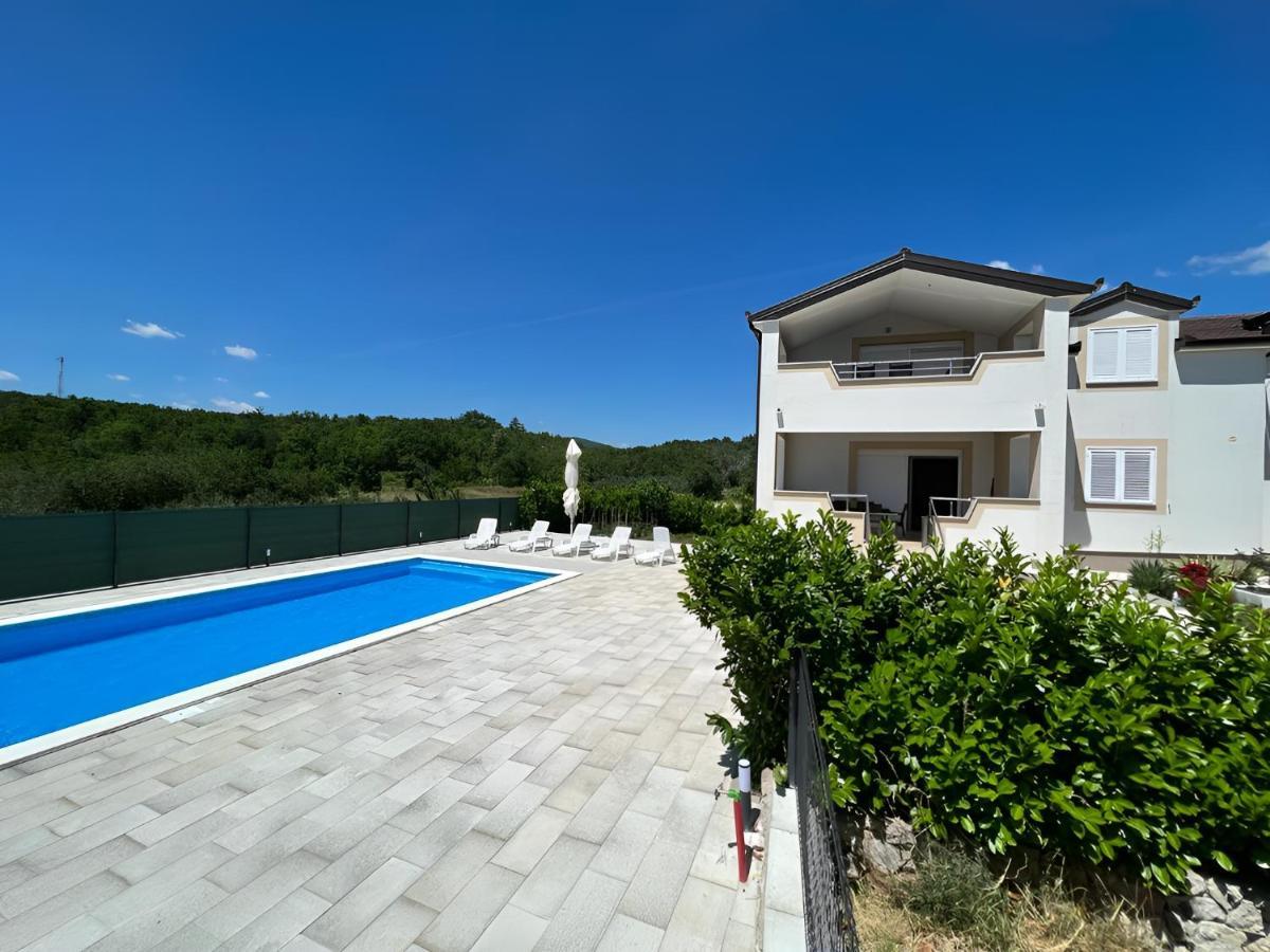 Family Villa Jelena, Cista Provo 외부 사진