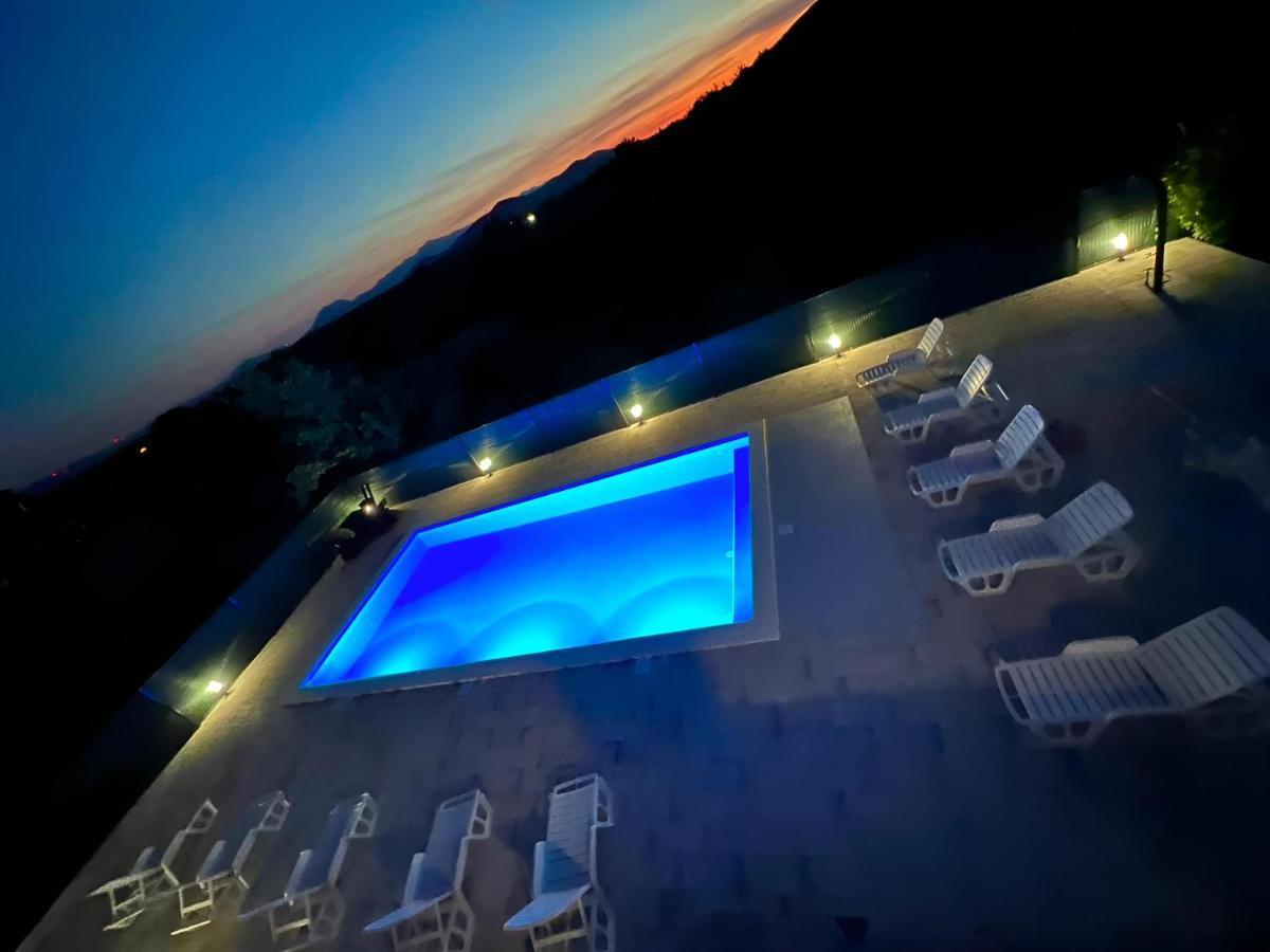Family Villa Jelena, Cista Provo 외부 사진