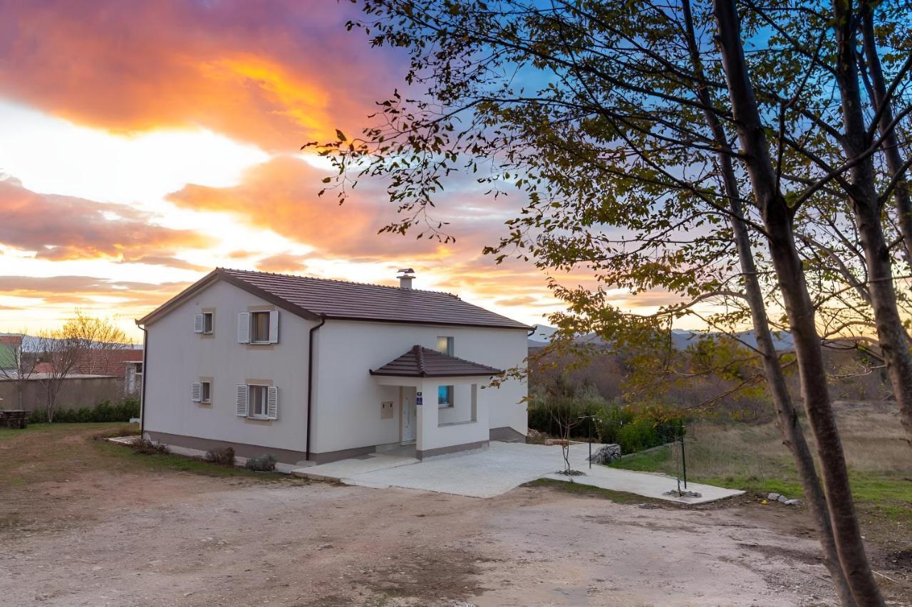 Family Villa Jelena, Cista Provo 외부 사진