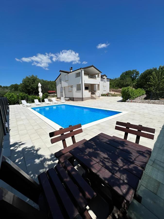 Family Villa Jelena, Cista Provo 외부 사진