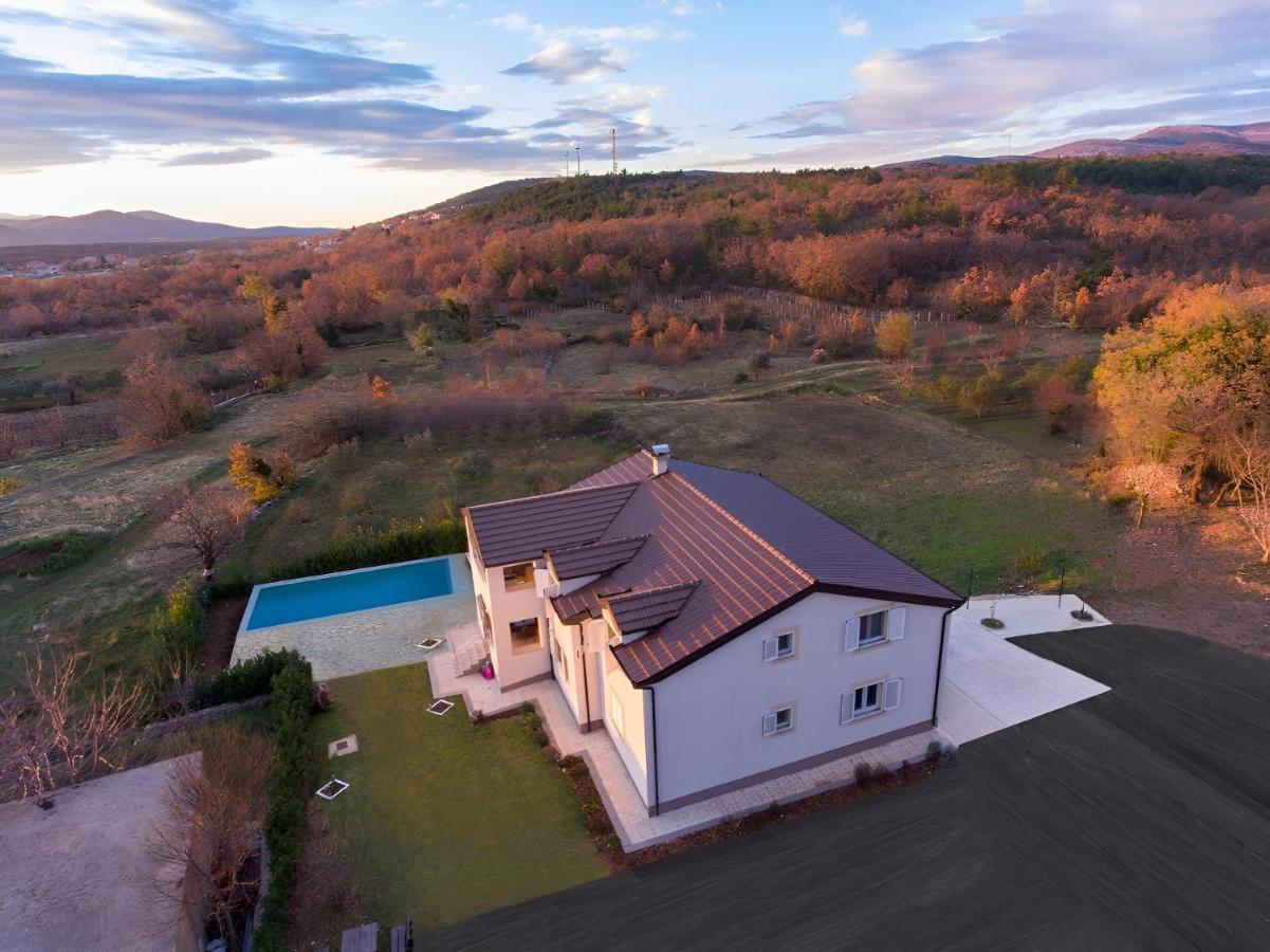 Family Villa Jelena, Cista Provo 외부 사진